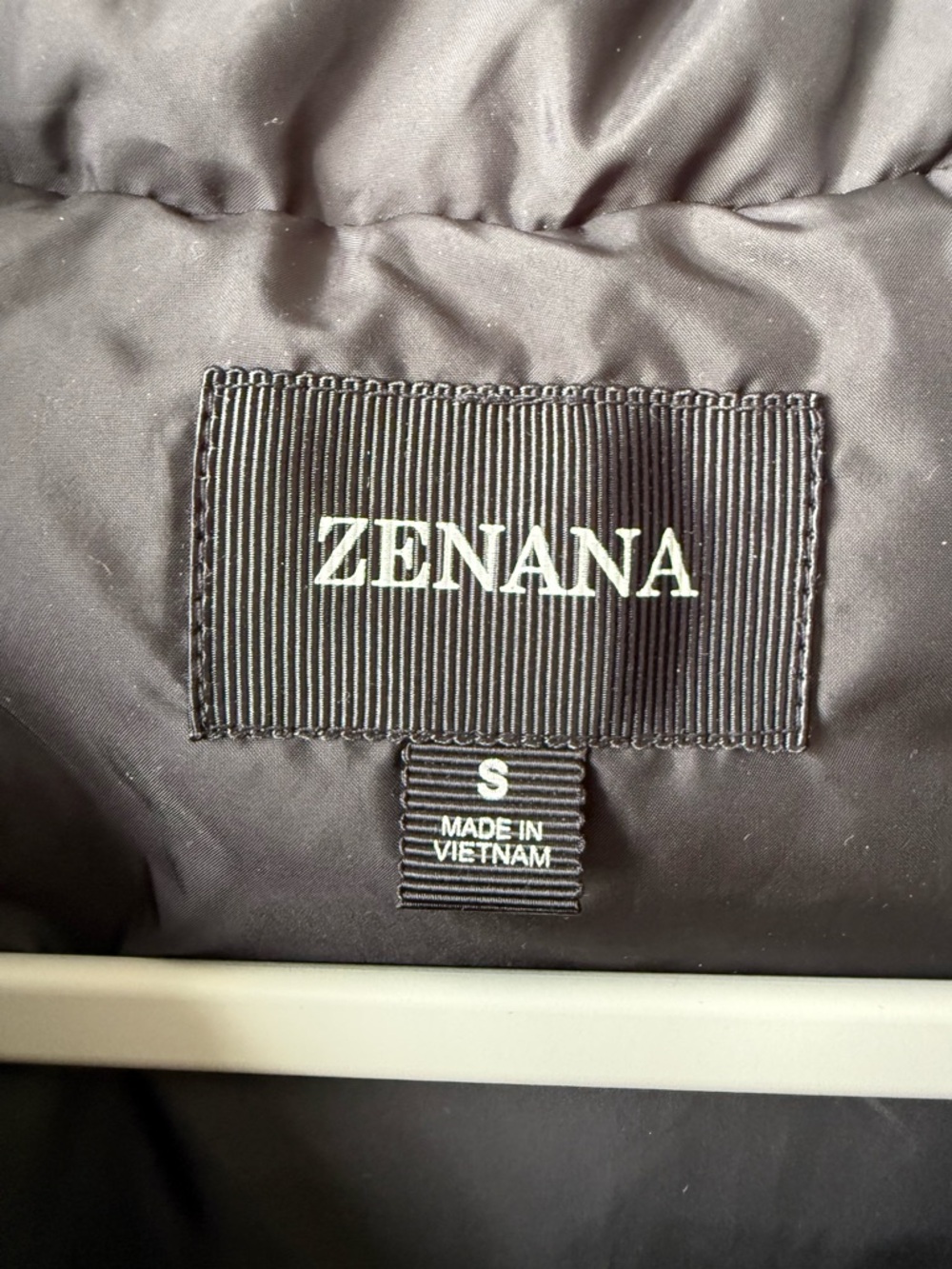 Zenana Outfitters Black Puffer Vest with High Collar - Picture 3 of 4